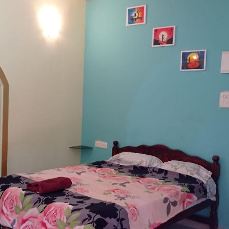 Jerone'S Home Stay Маджорда Екстериор снимка